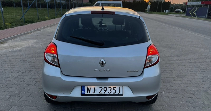 Renault Clio cena 14300 przebieg: 245000, rok produkcji 2009 z Nasielsk małe 301